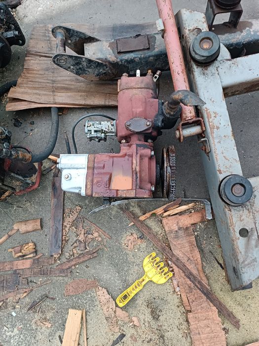 Запчастини мтз-80