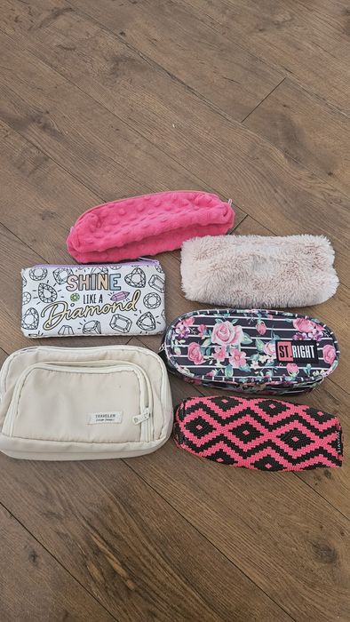 Piórnik szkolny st.right