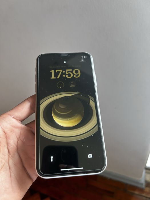 iPhone 11 quase novo em excelentes condições