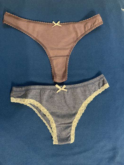 Мереживні жіночі трусики стрейч та стрінги