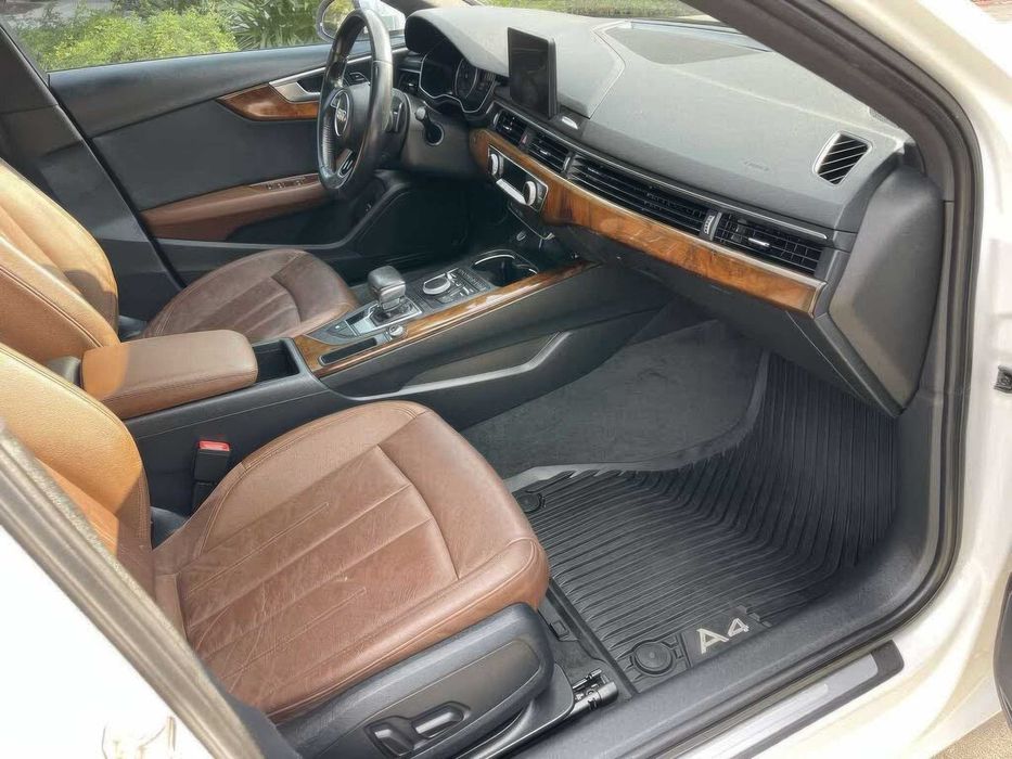 Audi A4 Premium      2017