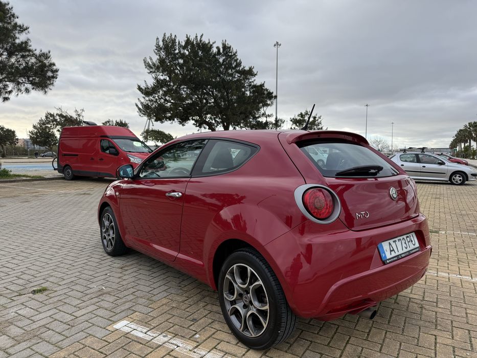 Alfa Romeo 1.3 Diesel com 208,000km 2011 aceito retoma