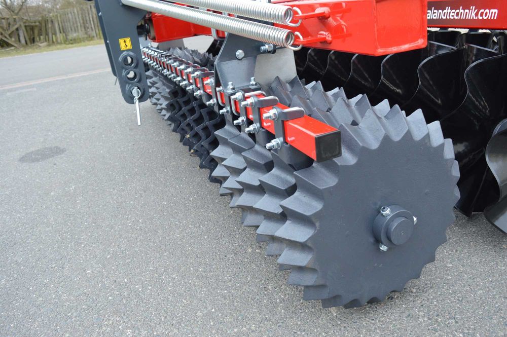 Wał na przedni Tuz Frontpacker Dragon Mega 300 firmy DA Landtechnik