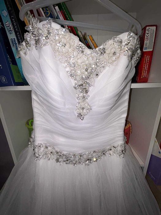 Sprzedam  suknię ślubną