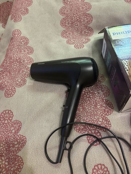 Фен Philips 2100w