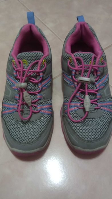 Кросівки для  дівчинки  35р.