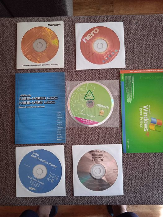 CD диски оригинальные установочные для компьютера.