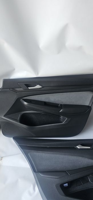 Карта ,обшивка дверей Volkswagen  golf 8