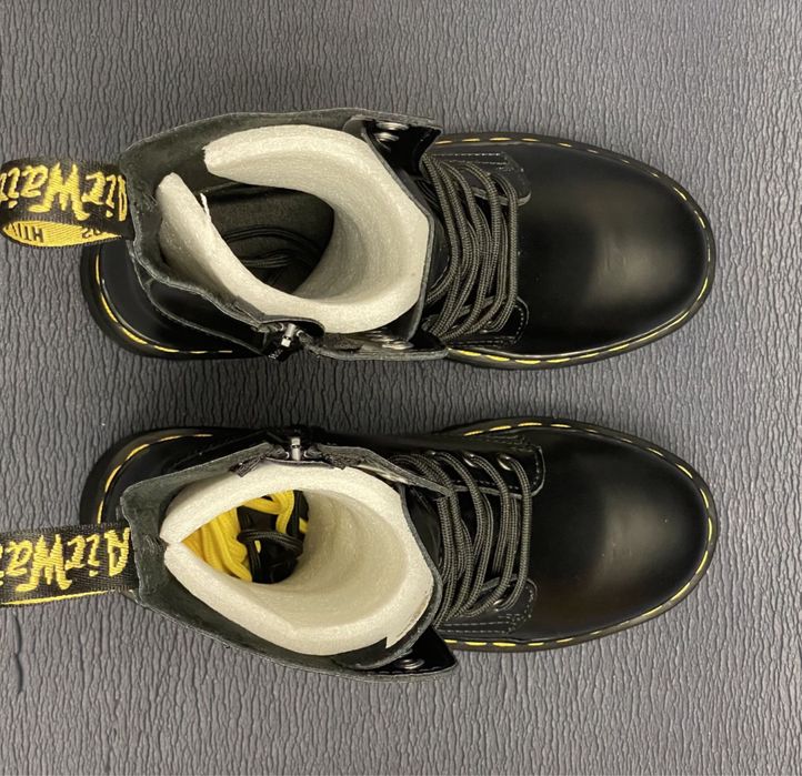 Glany platforma koturna workery gotyckie botki Dr Martin emo goth