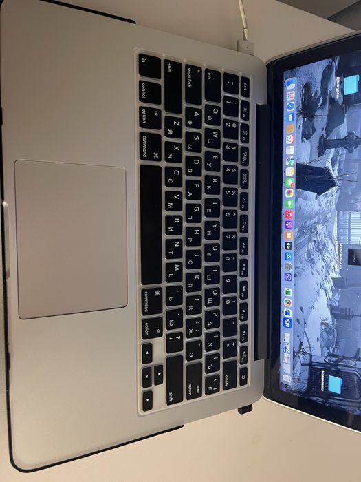 Macbook 2015  гарний стан