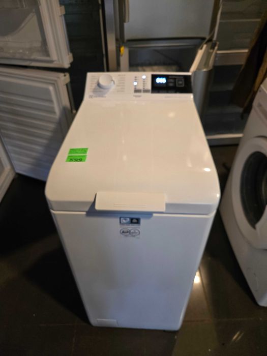 Pralka 40cm Elektrolux 1-6 kg Waga prania. 1200 obr. Gwarancja! LCD. Po serwisie. Super stan.