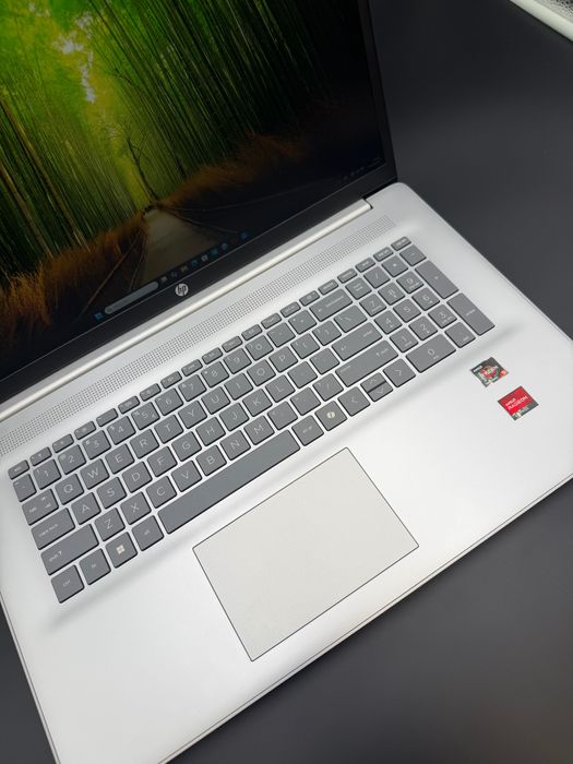 Laptop HP 17-cp2004nw gwarancja komplet
