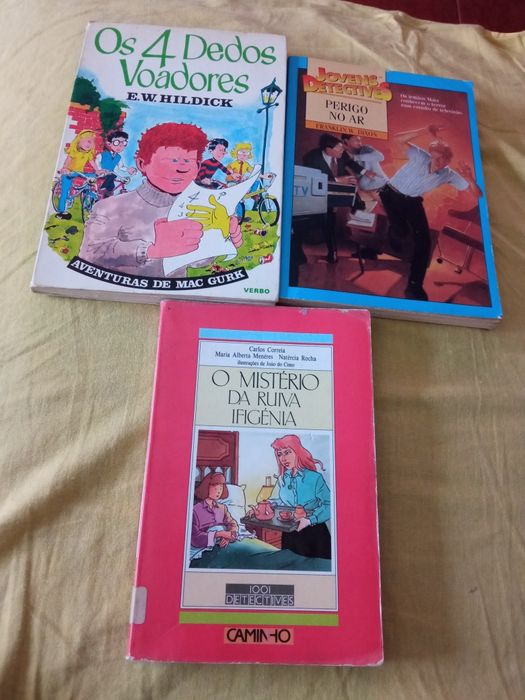 3 livros de mistério usados