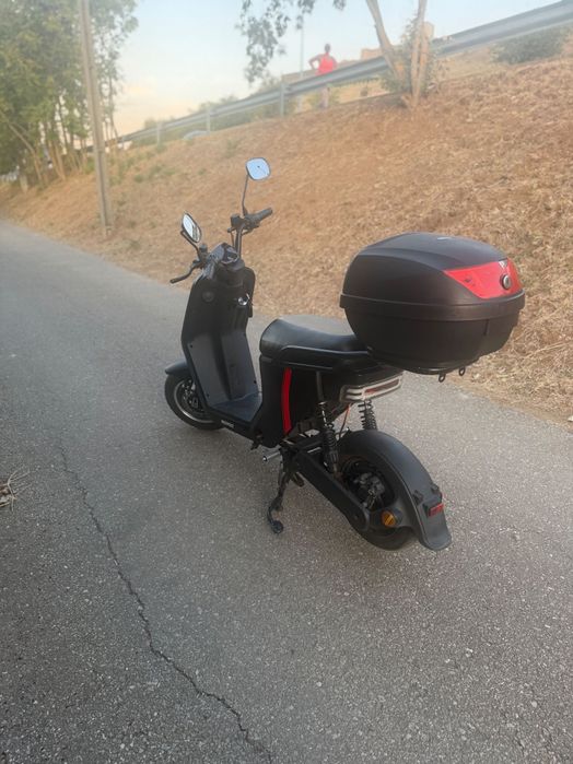 Mota elétrica em excelente estado