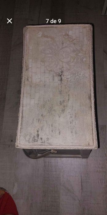Baú pequeno, caixa de engraxador , restaurada