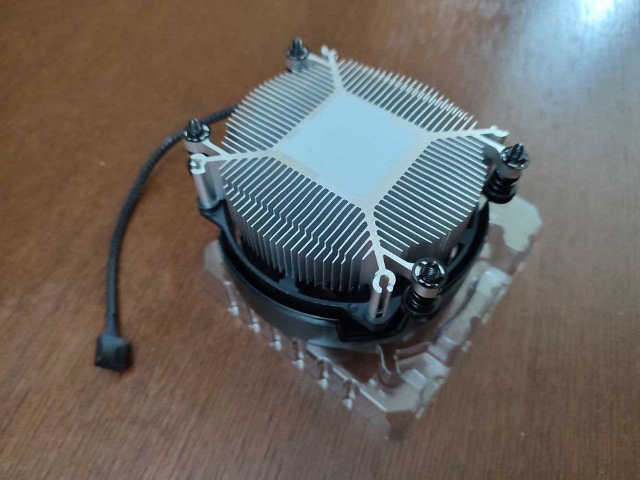 Боксовий кулер AMD