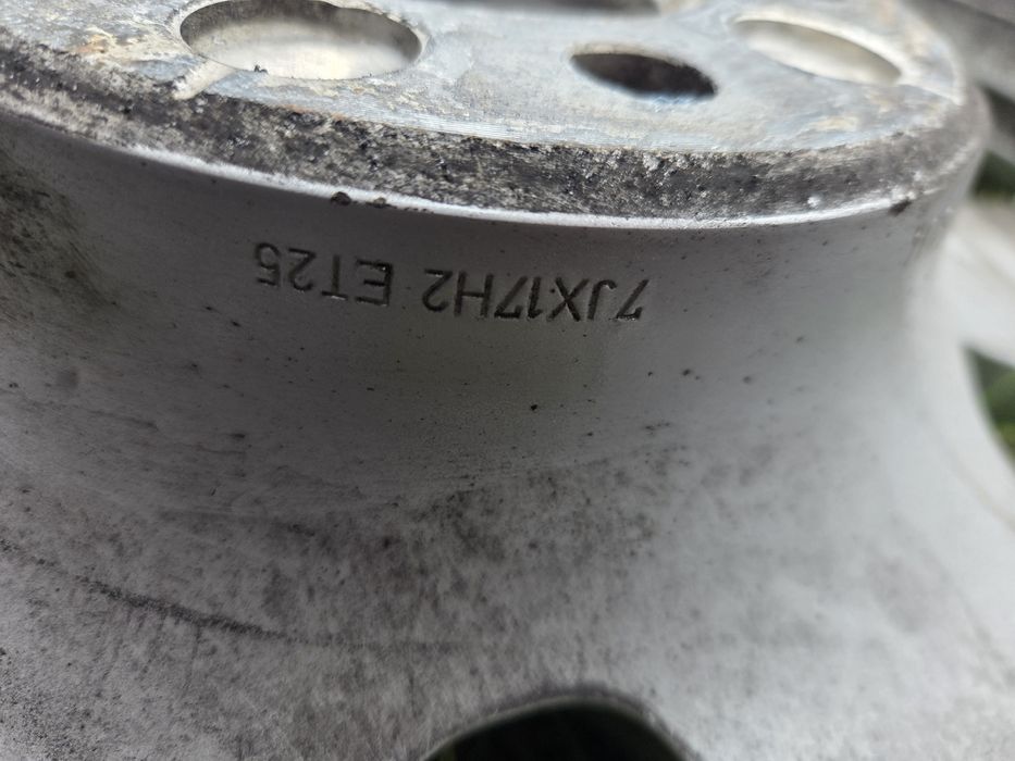 Felgi aluminiowe Audi 17cali 5x112