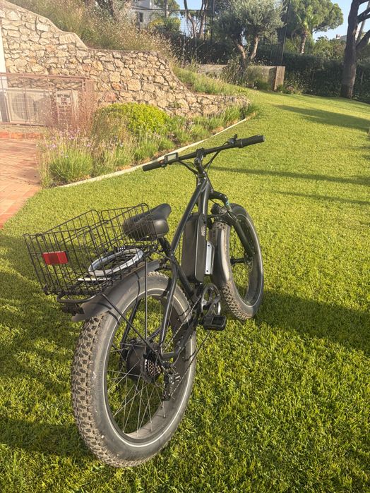 Bicicleta Elétrica Fat Bike 500W | Bateria Removível | Como Nova