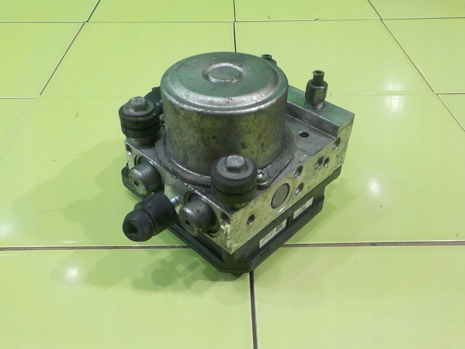 NISSAN JUKE F15 I LIFT I 1.2 B 14r 5D pompa ABS