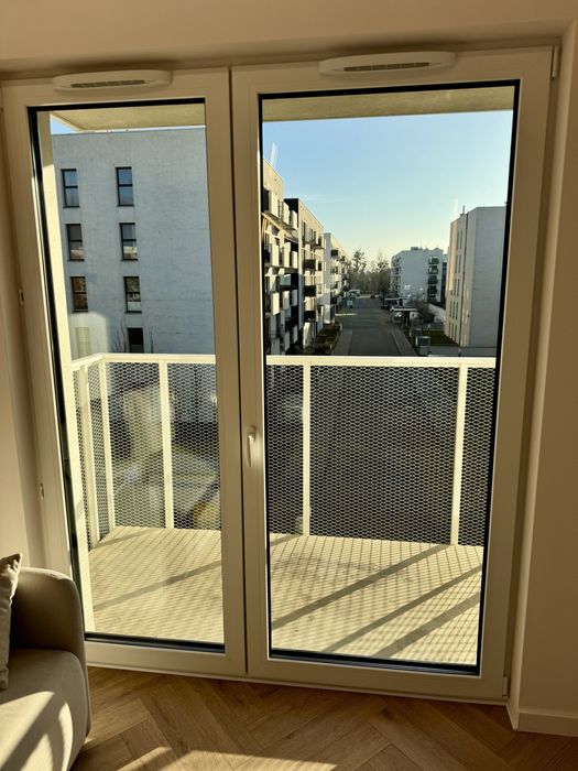 GRUNTOWNE sprzątanie mieszkań i domów, mycie okien