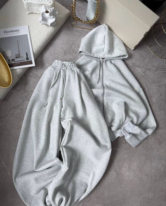 Костюм спортивний