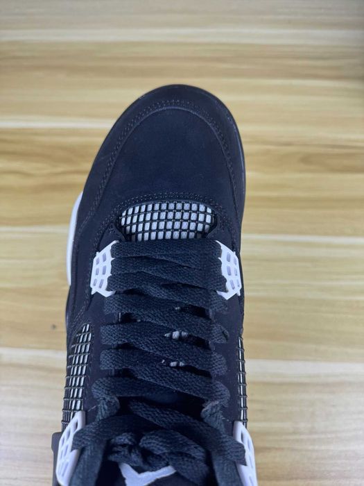 Air Jordan 4 Retro White Thunder  R. 45