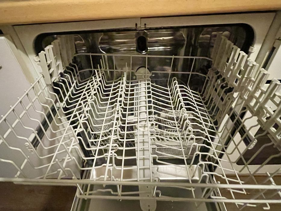 Máquina de Lavar Loiça AEG ÖKO_FAVORIT 40700W – Funciona