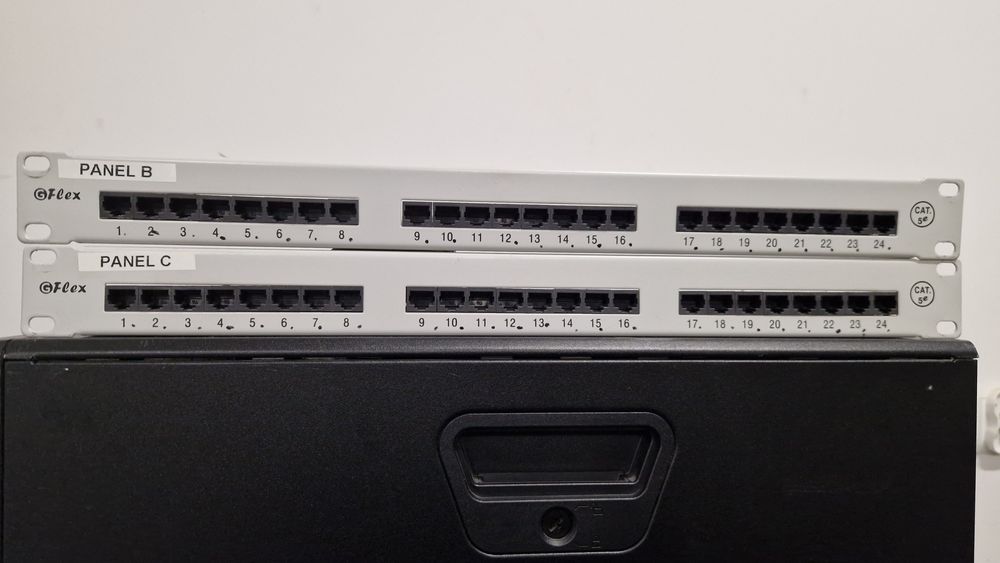 2 x 24 porty  patch panel
