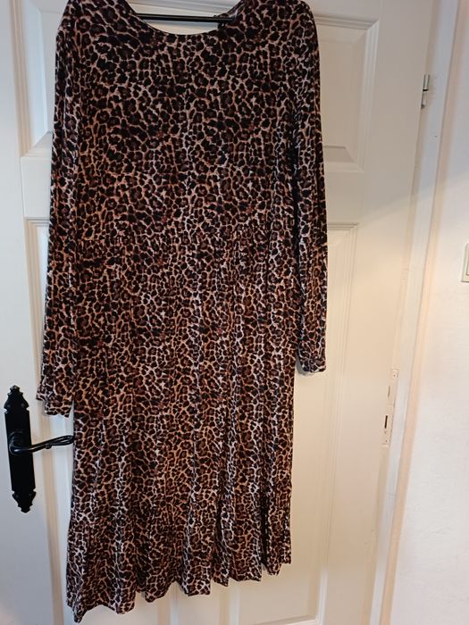 Sukienka panterka Reserved 38