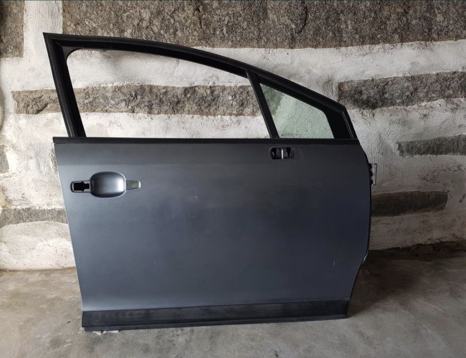 Porta frente direita citroen c4