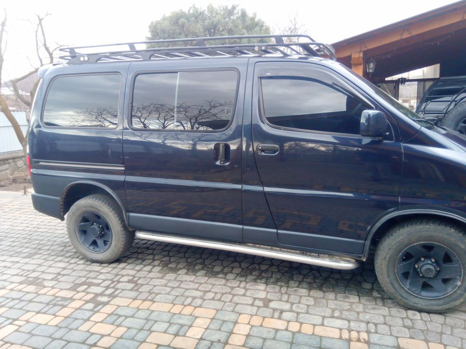 Продам Тойота хайс 4/4