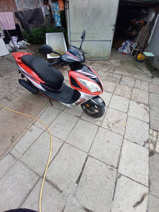 Мотоцикл (скутер)150кубів SPEED GEAR