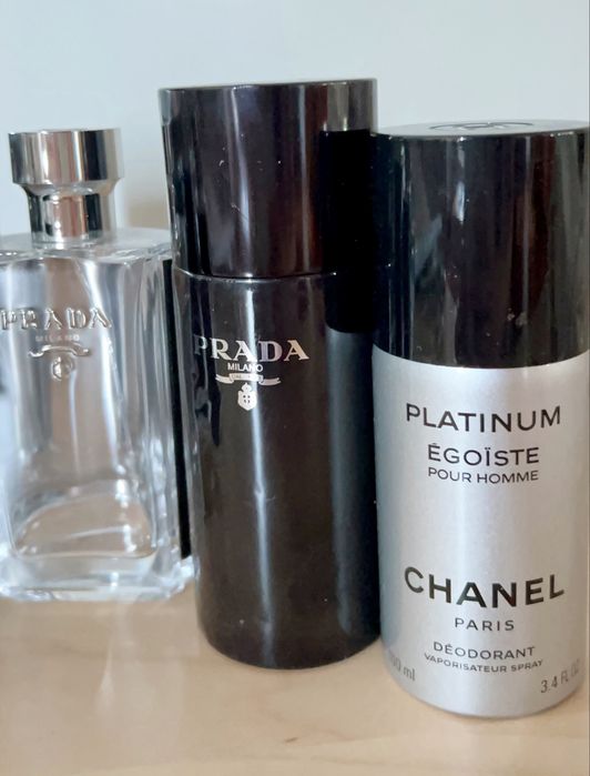 Frascos perfume Prada decoração