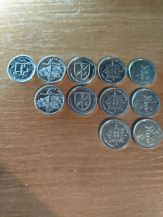 Продам монеты коллекционые.