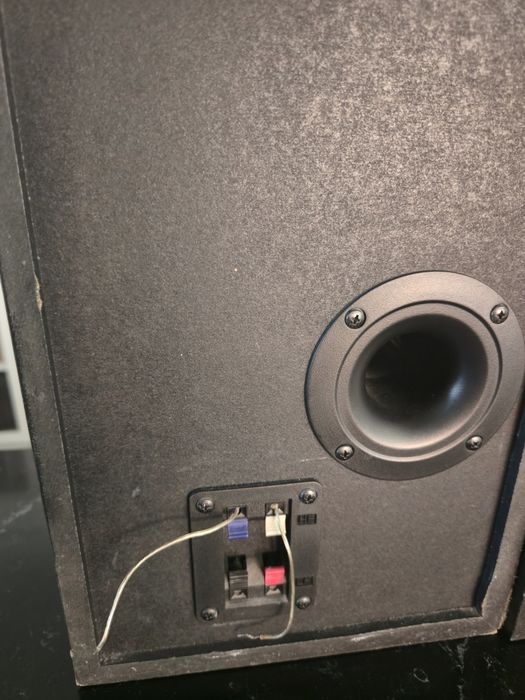 Colunas de som technics