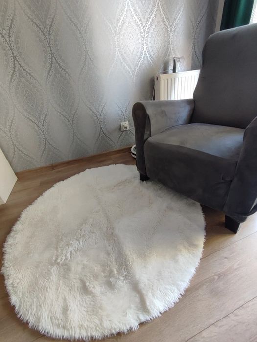 Nowy biały dywan puszysty okrągły 120 cm