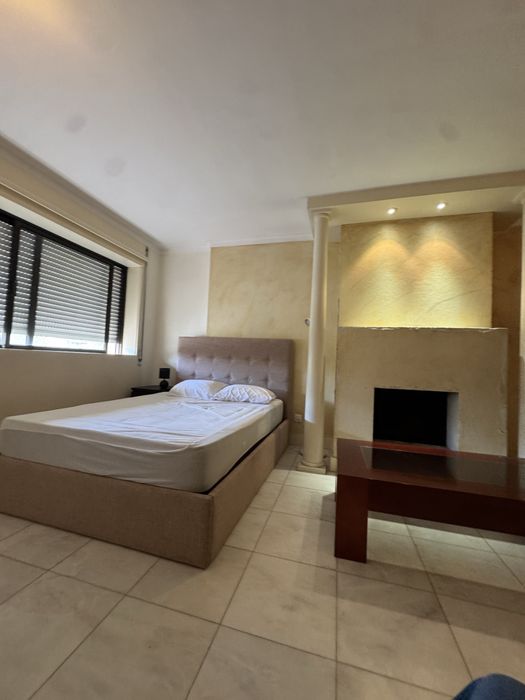 Excelente quarto nas Antas Porto