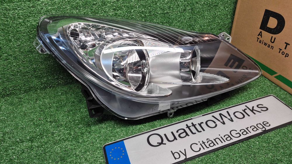 OPEL Corsa D Hatchback S07-07.06-08.14-ÓTICA/FAROL FRENTE DIREITA NOVA