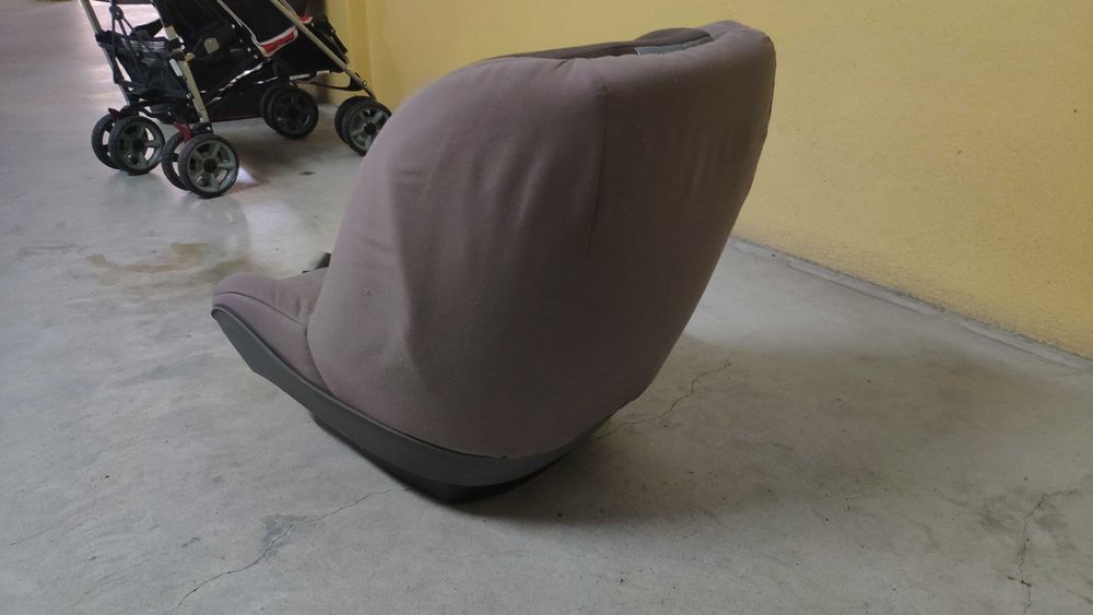 Cadeira de criança - Bebé Confort, modelo Peable