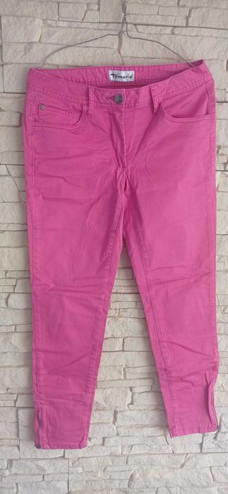 Spodnie dżinsowe elastyczne firmy Tamaris.