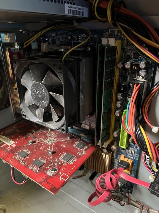 Продам компьютер (системник)