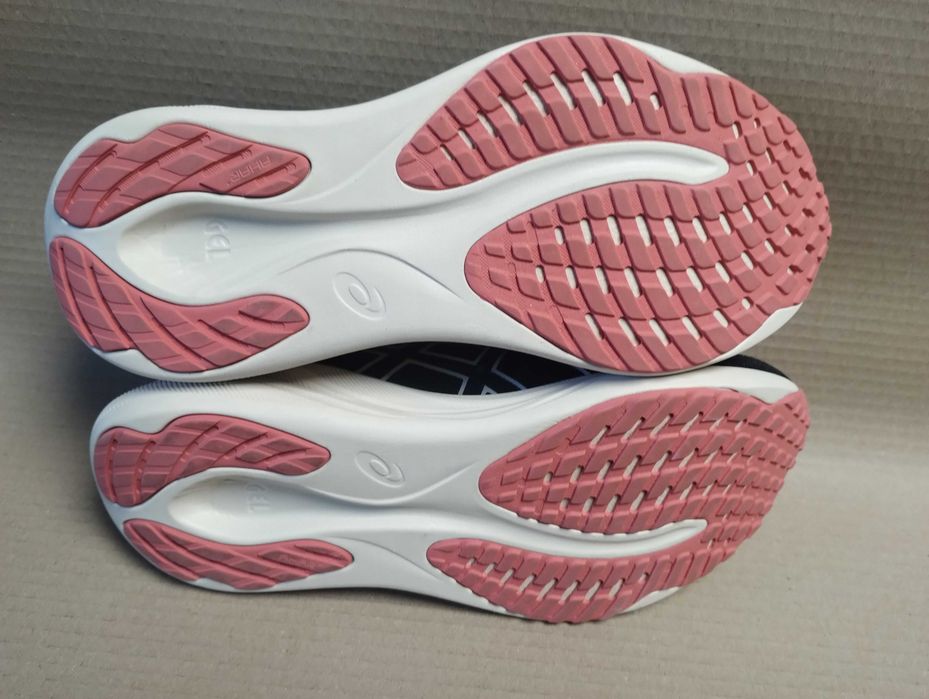 buty sportowe do biegania 40,5  Asics GEL- pulse 15 gtx idealny stan
