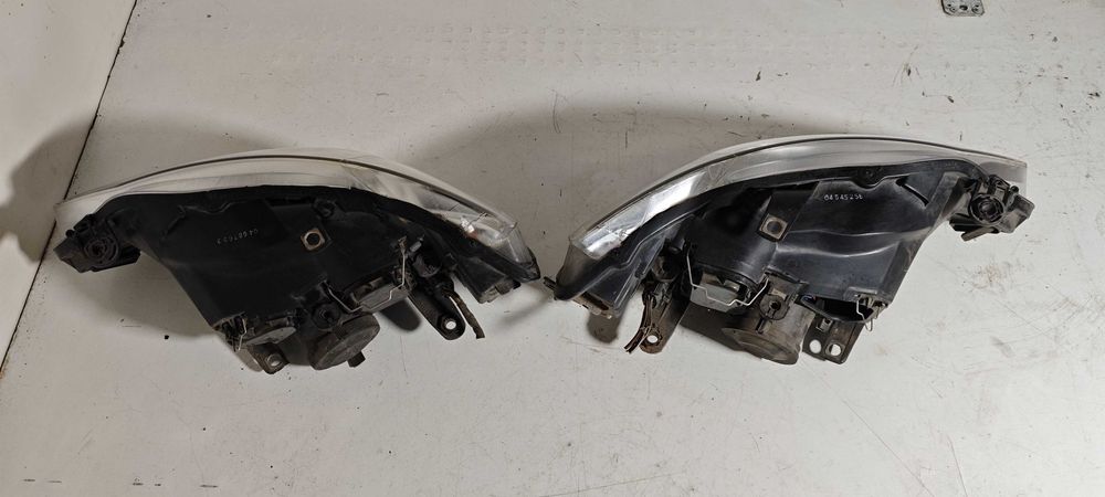 Seat Ibiza IV 2008-2012r. Lampy przód Halogen komplet cena za 1 sztukę 6J1941005D