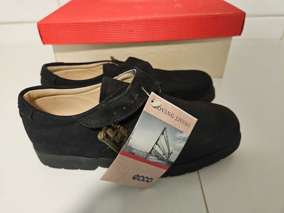 Sapato de pele nobuck camurça