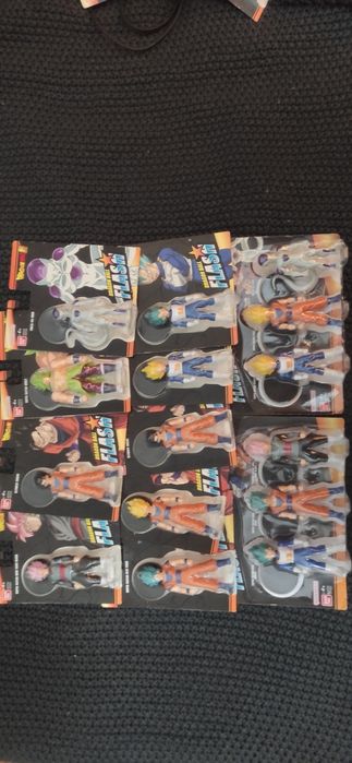 Figuras flash dragon ball e mini pokemon