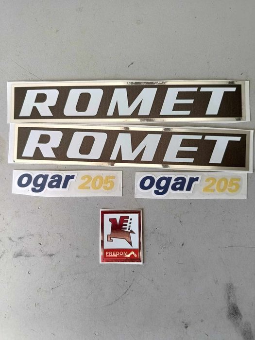 Romet ogar 205 kpl naklejek białe