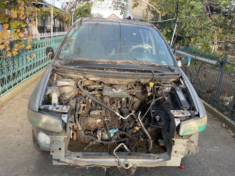 Разборка Chrysler Voyager III 2.5 TD