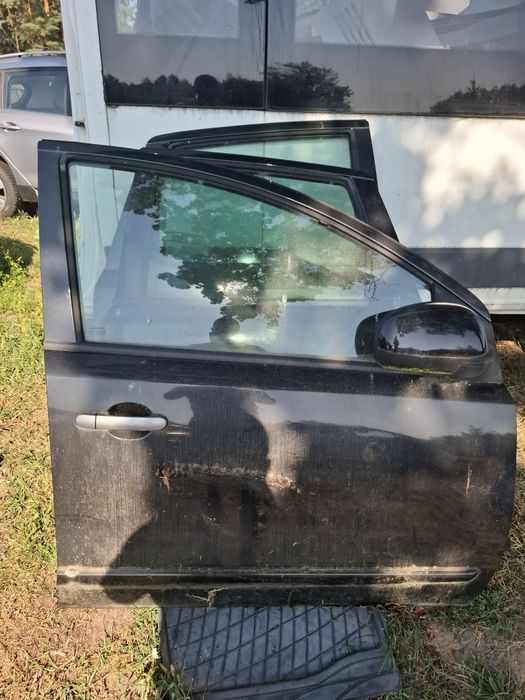 Nissan note  z11g lift drzwi przod prawe kompletne