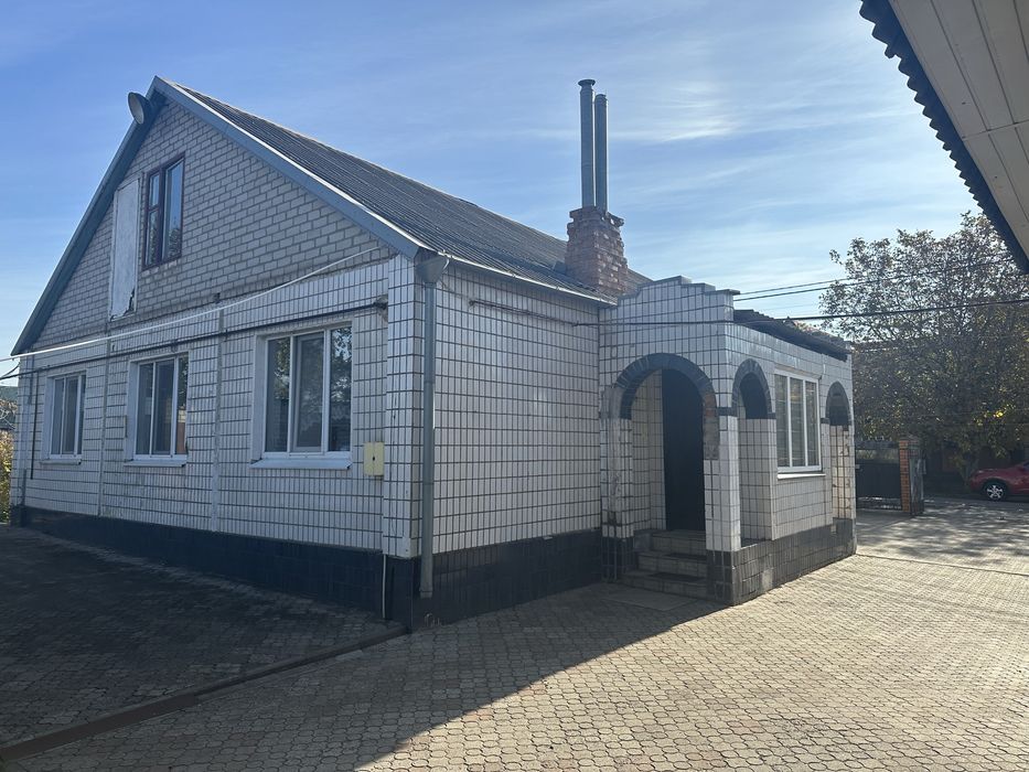 Дом с хоз постройками,  Глееватка