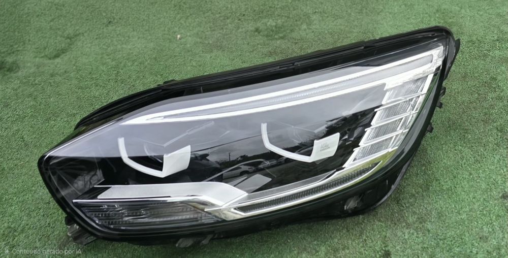 Farol/Ótica esquerda LED Renault Scénic IV [J9]